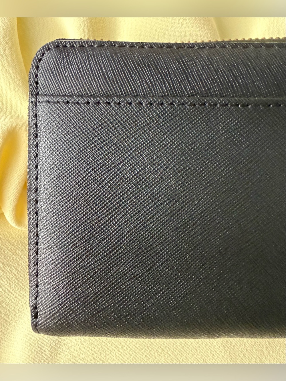 Kate Spade Clifton Lane Neda Penguin Wallet - Picture 7 of 11